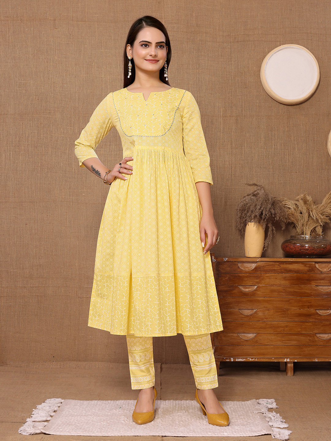 

Rangita Ethnic Motifs Embroidered Notched Neck Pure Cotton Anarkali Kurta with Trousers, Yellow