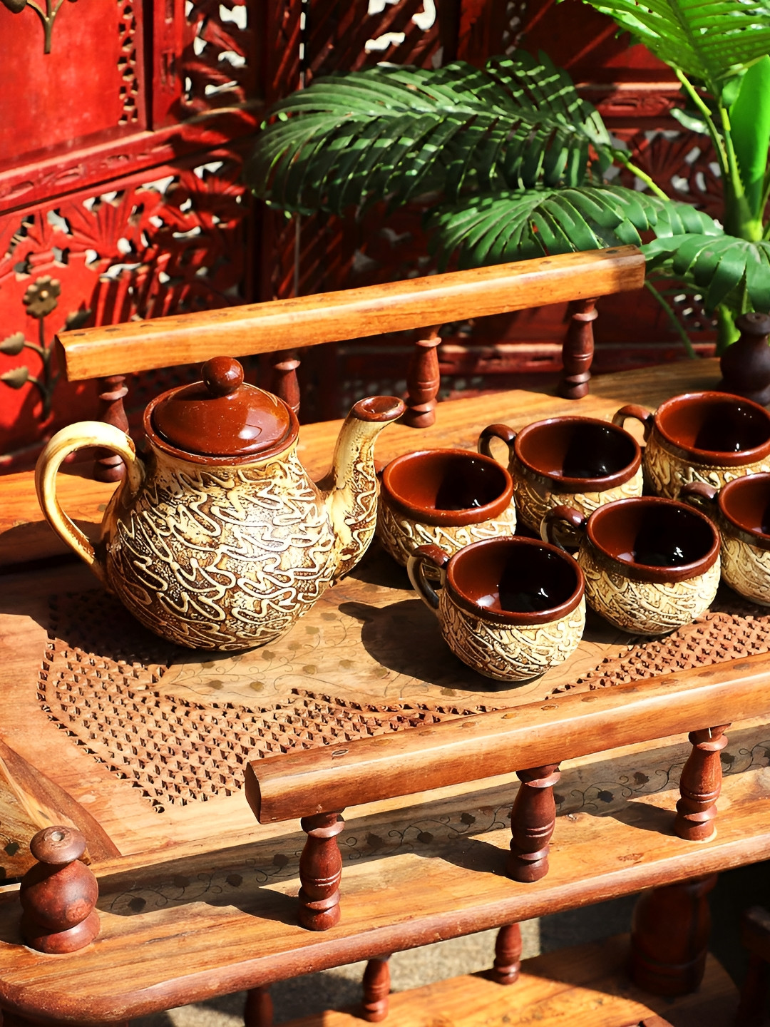 

INDIA MEETS INDIA Brown & Beige 7 Pieces Textured Ceramic Glossy Kettle Set