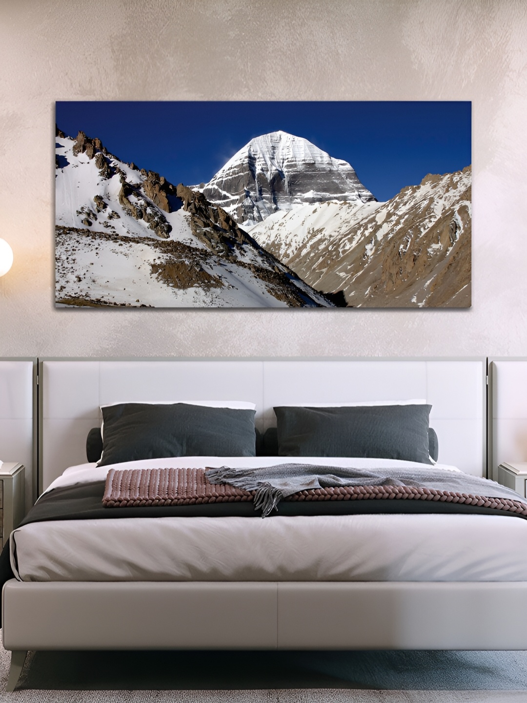 

MITHILA Handicrafts Blue & White Mountain Canvas Wall Art