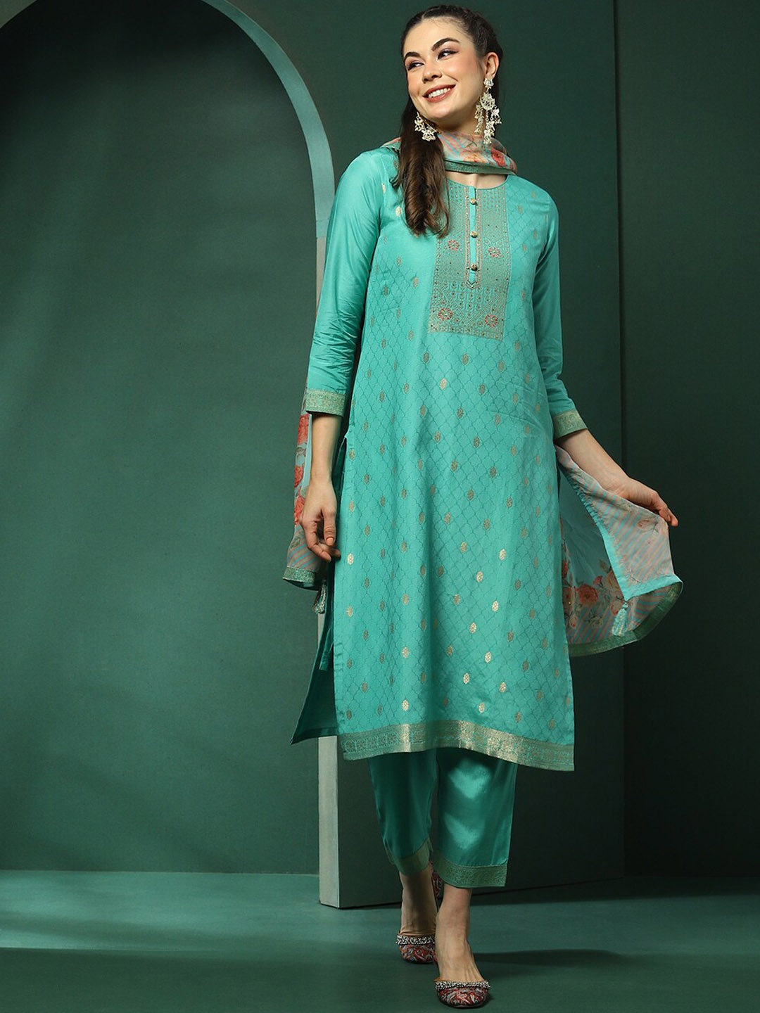 

AKS Couture Floral Woven Design Zari Jacquard Kurta With Trouser & Dupatta, Blue
