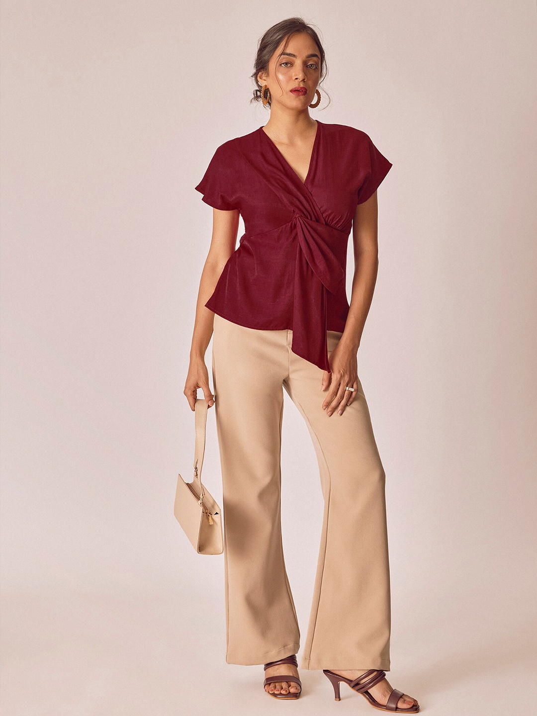 

The Label Life V-Neck Extended Sleeves Asymmetric Front Twisted Top, Red