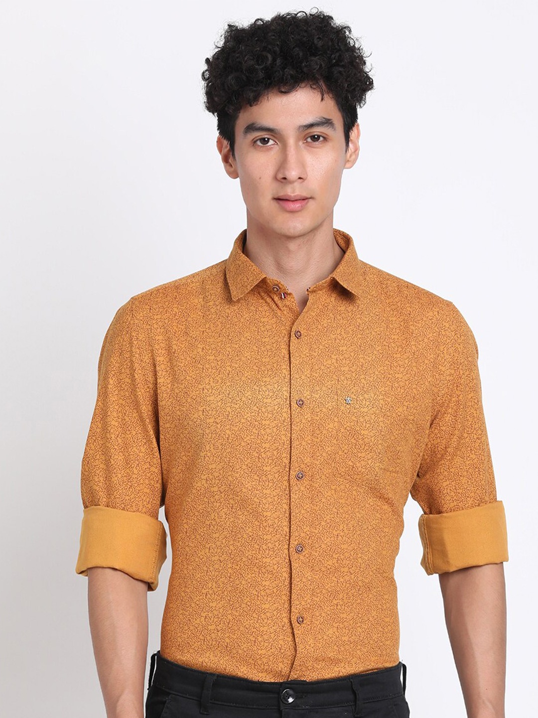 

Turtle Relaxed Slim Fit Abstract Printed Pure Cotton Casual Shirt, Mustard