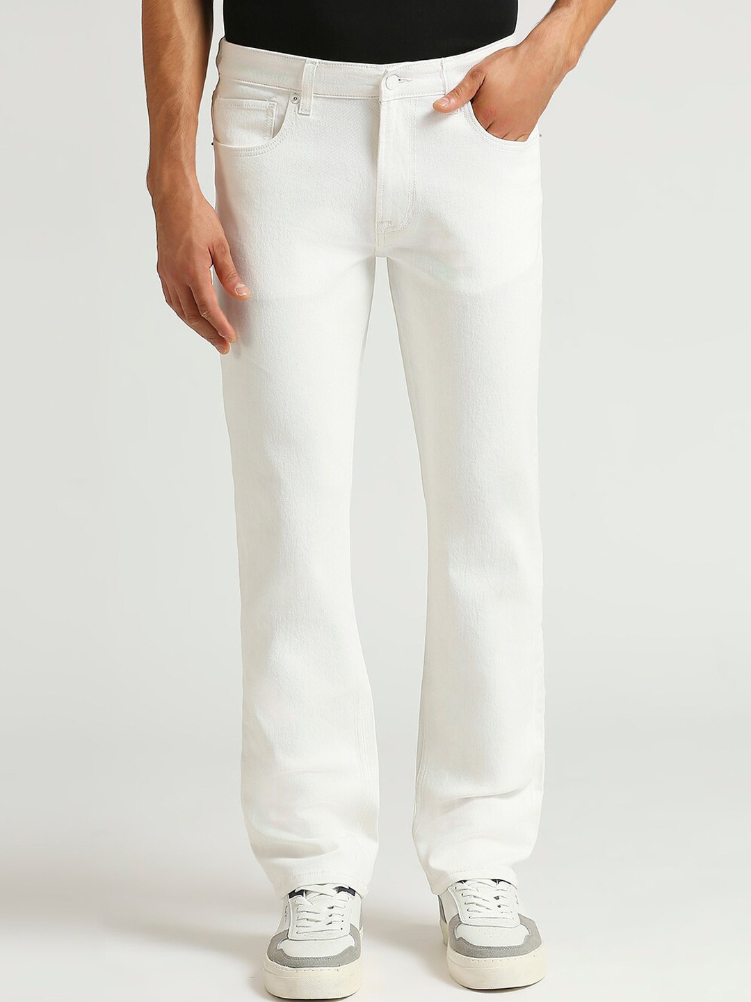 

Pepe Jeans Men Straight Fit Stretchable Jeans, White