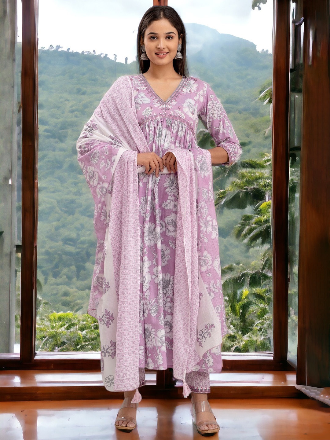 

Chandbaali Floral Printed Empire Pure Cotton Kurta With Trousers & Dupatta, Purple