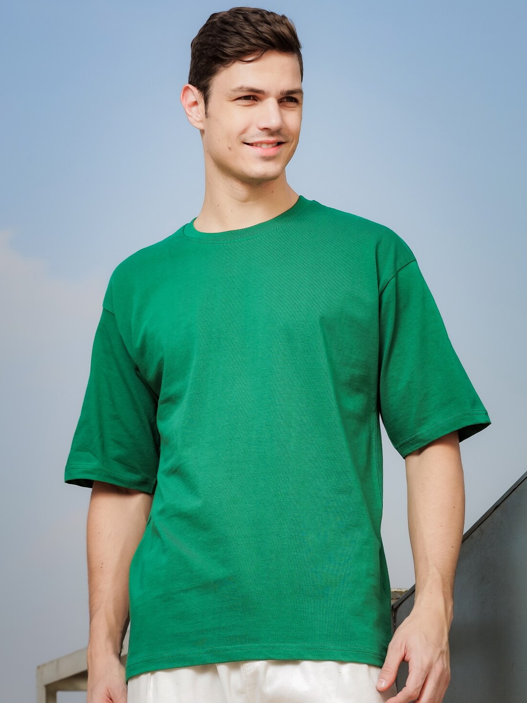 

ADRO Round Neck Drop-Shoulder Sleeves Oversized Pure Cotton T-shirt, Green