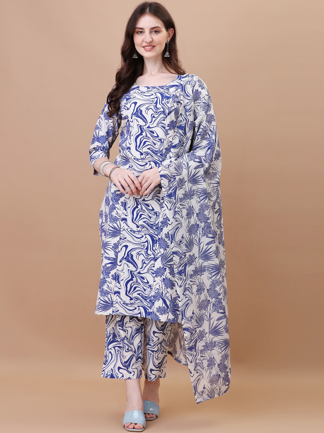 

CaniBani Abstract Printed Regular Pure Cotton Kurta with Trousers & Dupatta, Blue