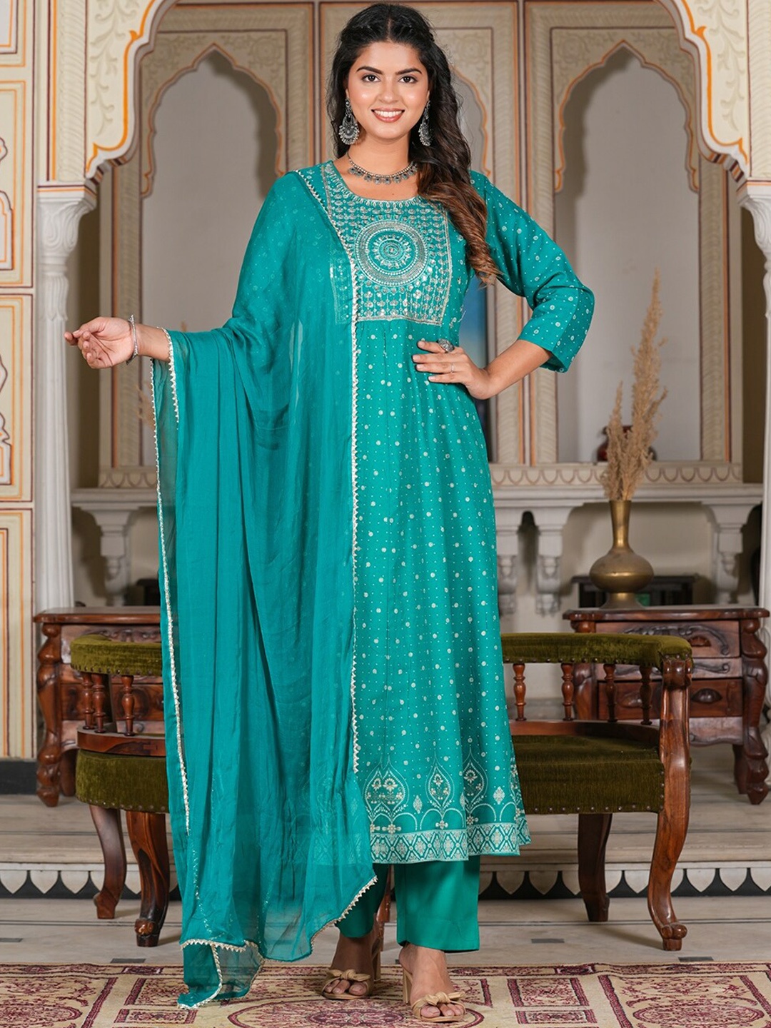 

YASH GALLERY Floral Embroidered Round Neck Regular Kurta with Trousers & Dupatta, Green