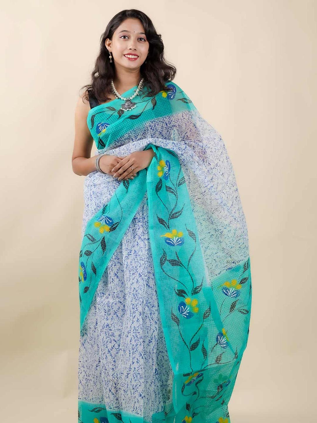 

Aevum Floral Printed Pure Cotton Saree, Off white