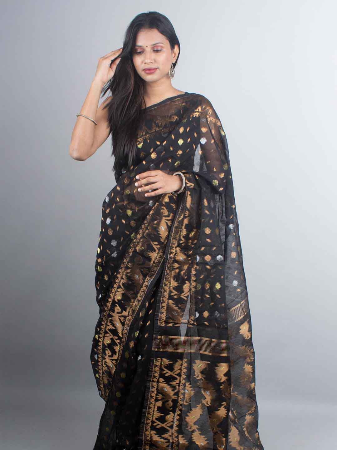 

Aevum Geometric Woven Design Zari Jamdani Saree, Black