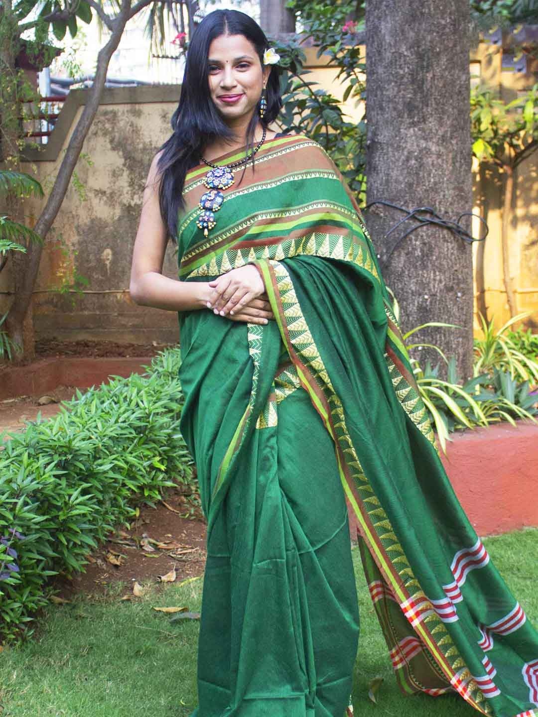 

Aevum Ethnic Zari Pure Cotton Saree, Green