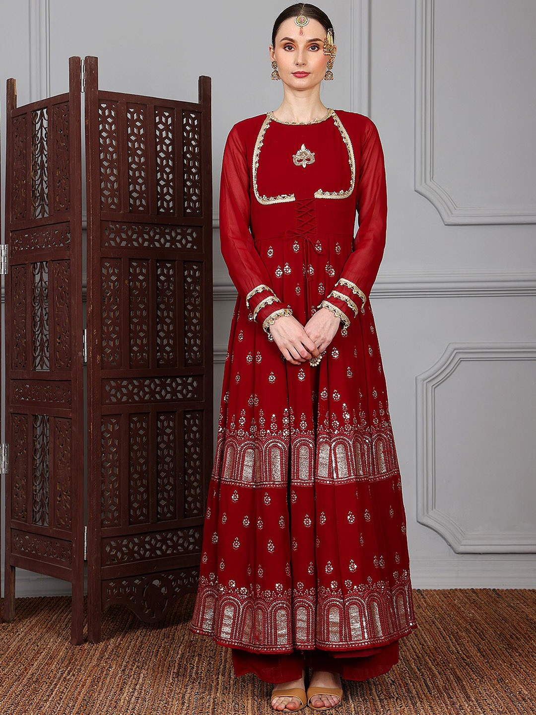 

Ethnovog Ethnic Motifs Embroidered Round Neck Long Sleeves Kurta Set, Maroon