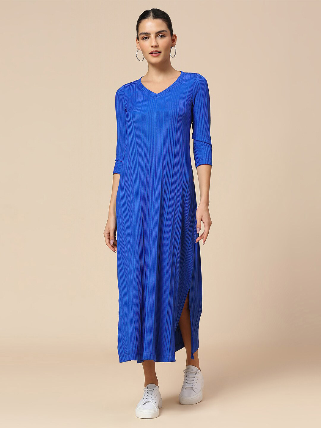 

Chemistry Striped Printed V-Neck Maxi Dress, Blue