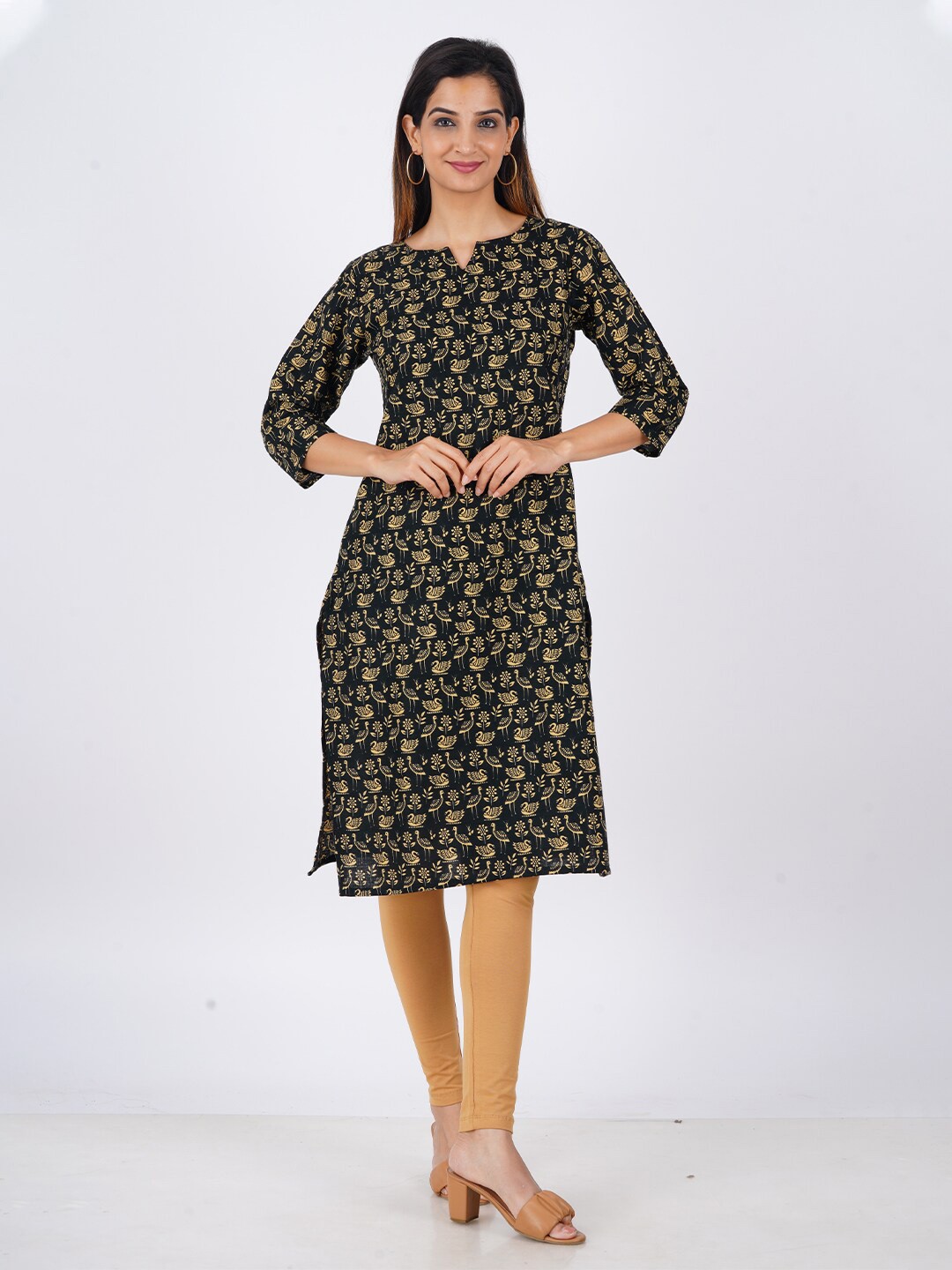 

BAESD Animal Printed Cotton Three-Quarter Sleeves Straight Kurta, Black