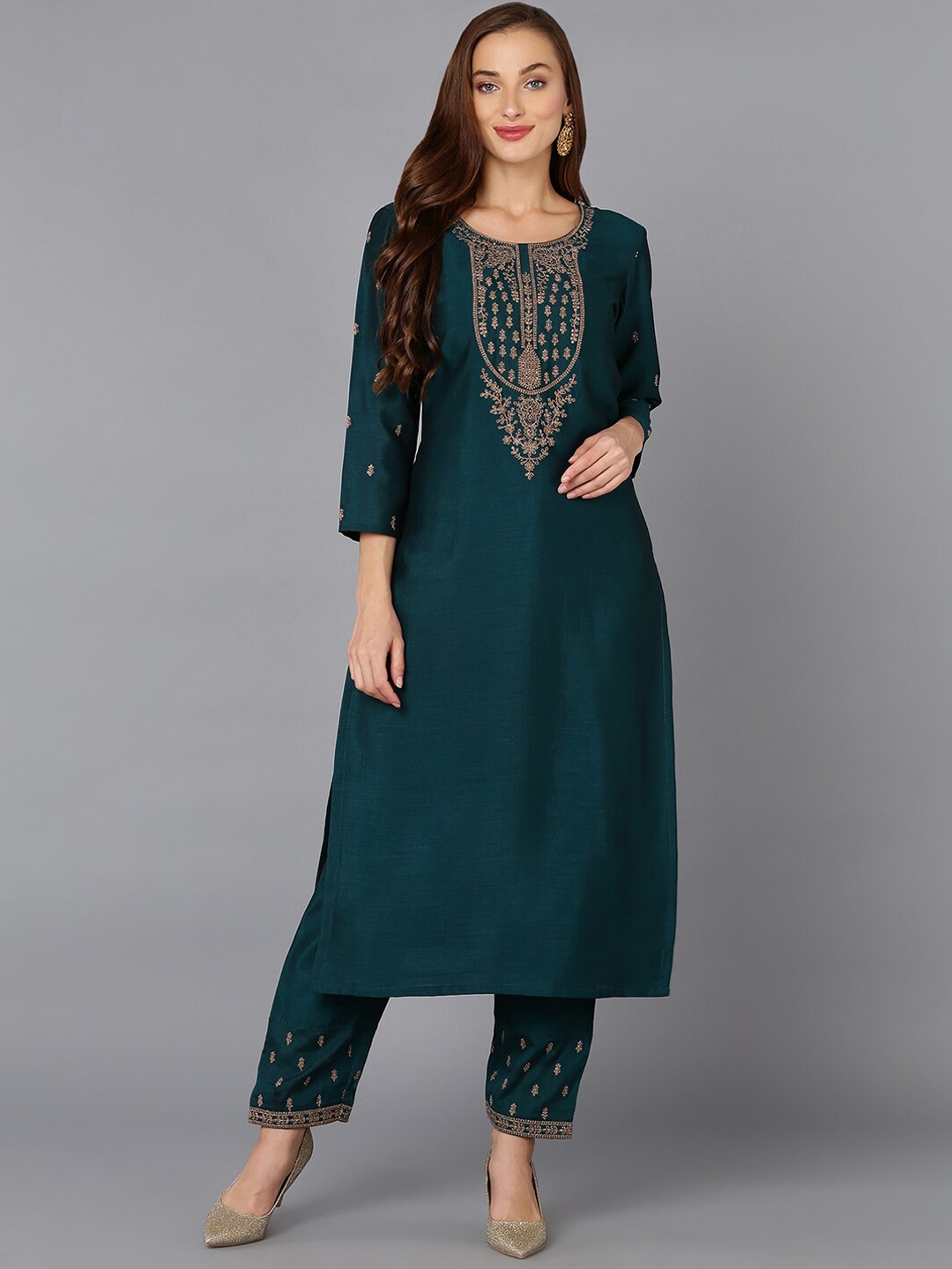 

AHIKA Floral Printed Round Neck Embroidered Straight Kurta with Trouser, Green