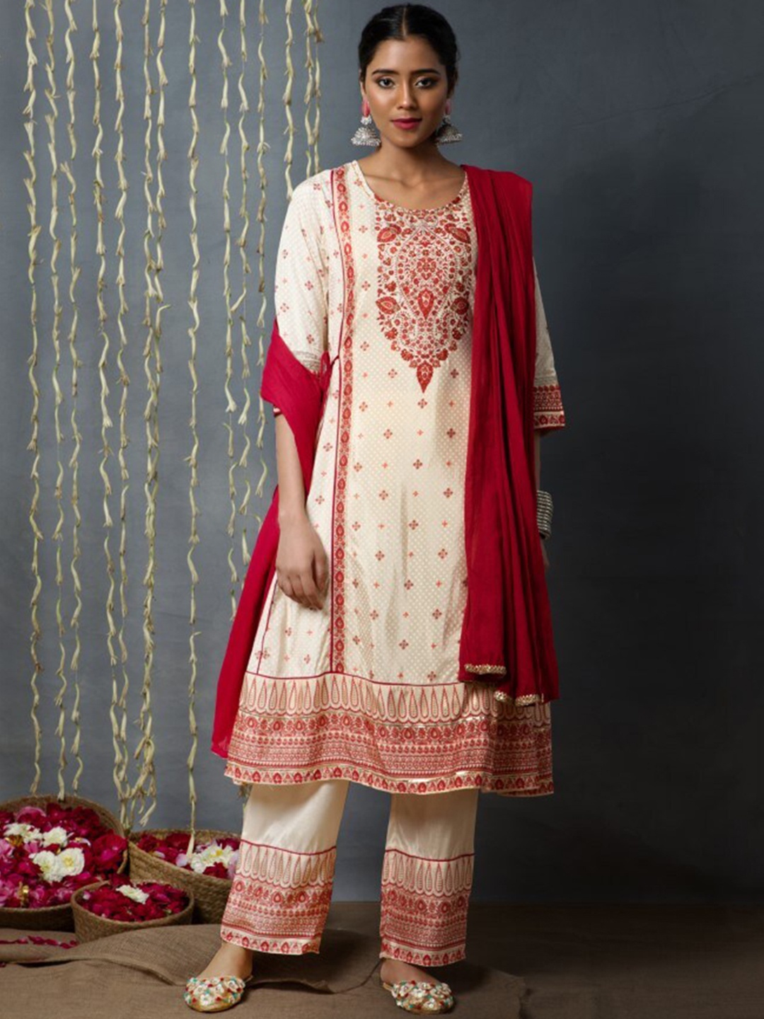 

Juniper Beige Ethnic Motifs Printed Anarkali Panelled Sequinned Kurta Set