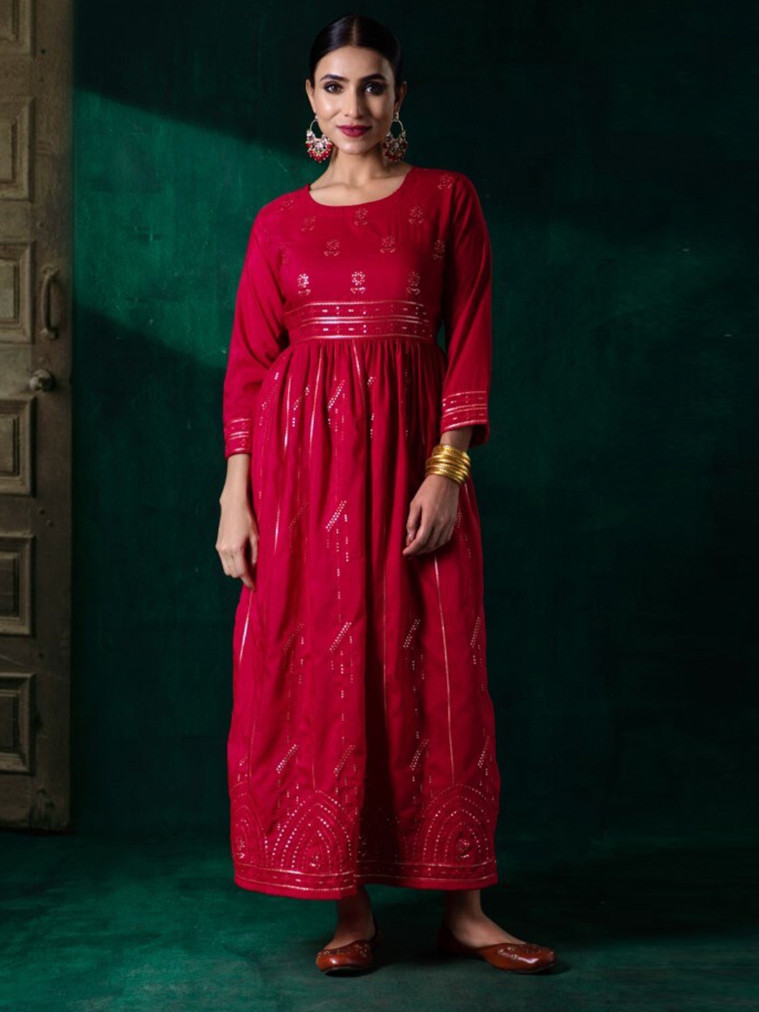 

Juniper Round Neck Long Sleeves Ethnic Motifs Maxi Dress, Red