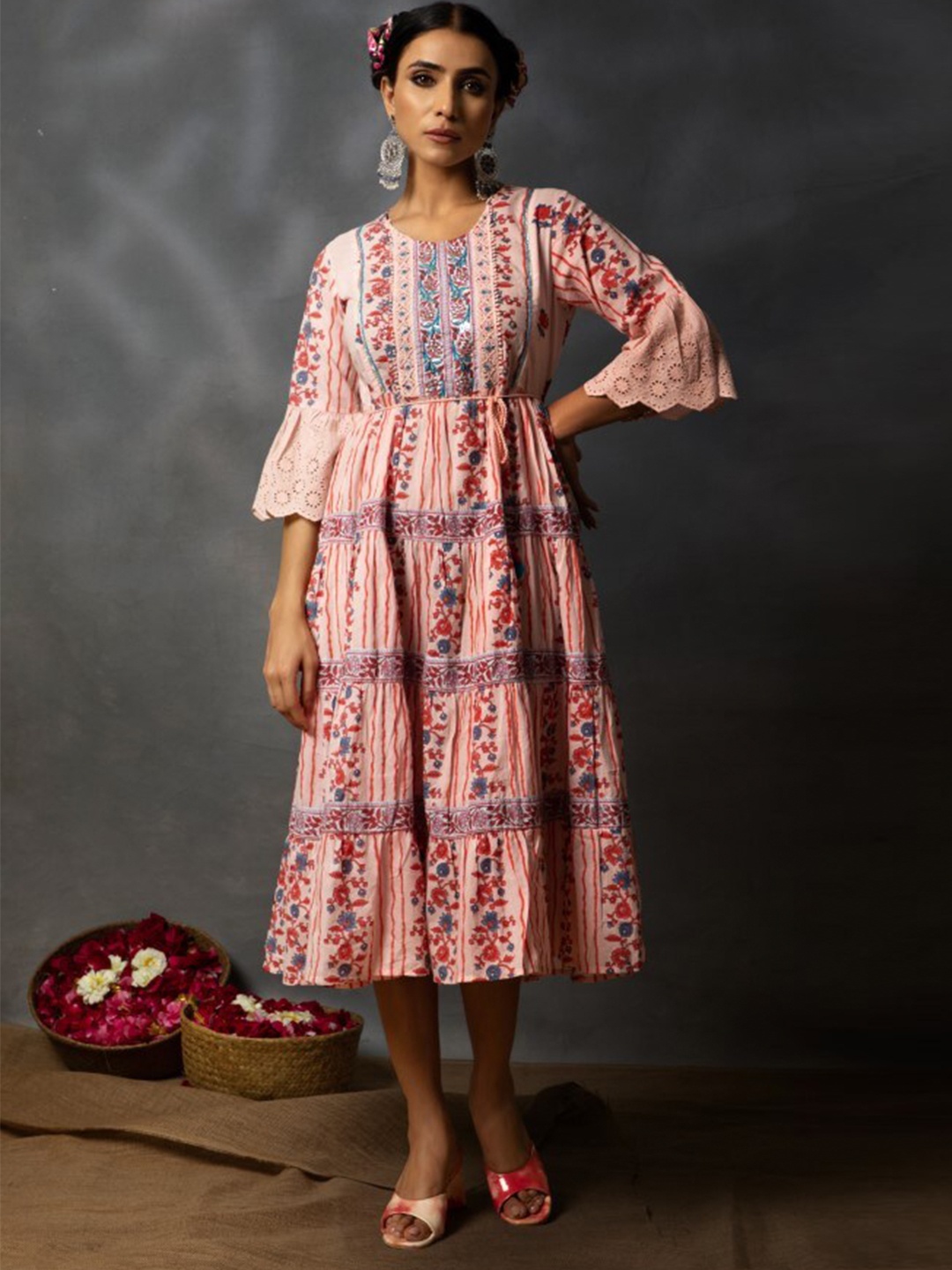 

Juniper Round Neck Bell Sleeves Ethnic Motifs Print A-Line Midi Dress, Pink