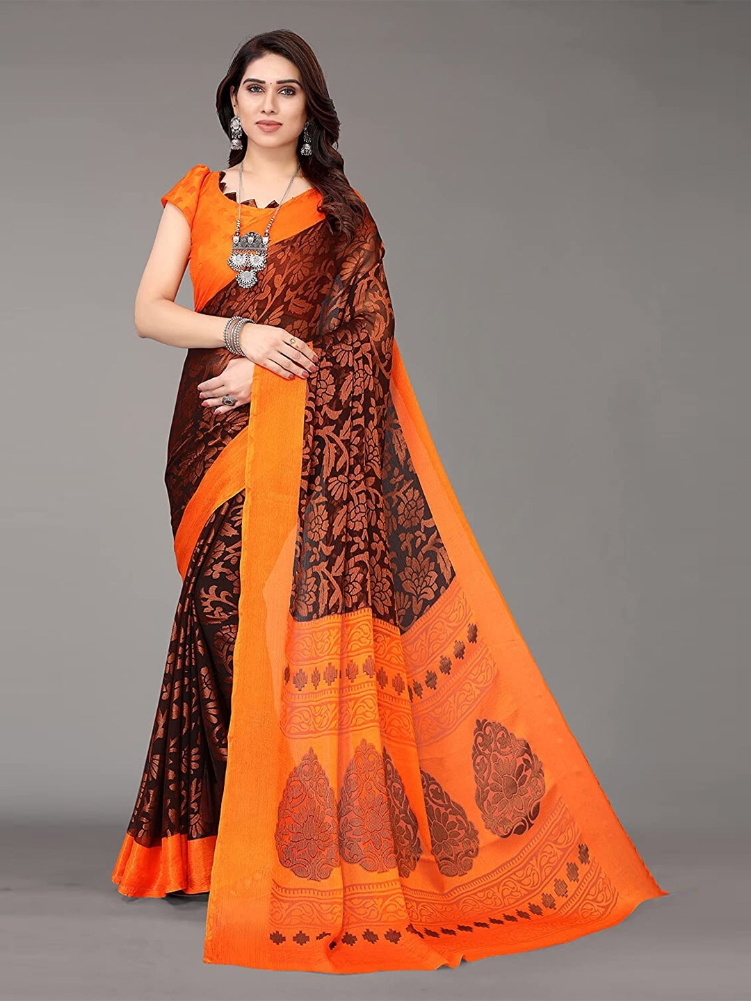 

Sanwariya Silk Ethnic Motifs Brasso Saree, Orange