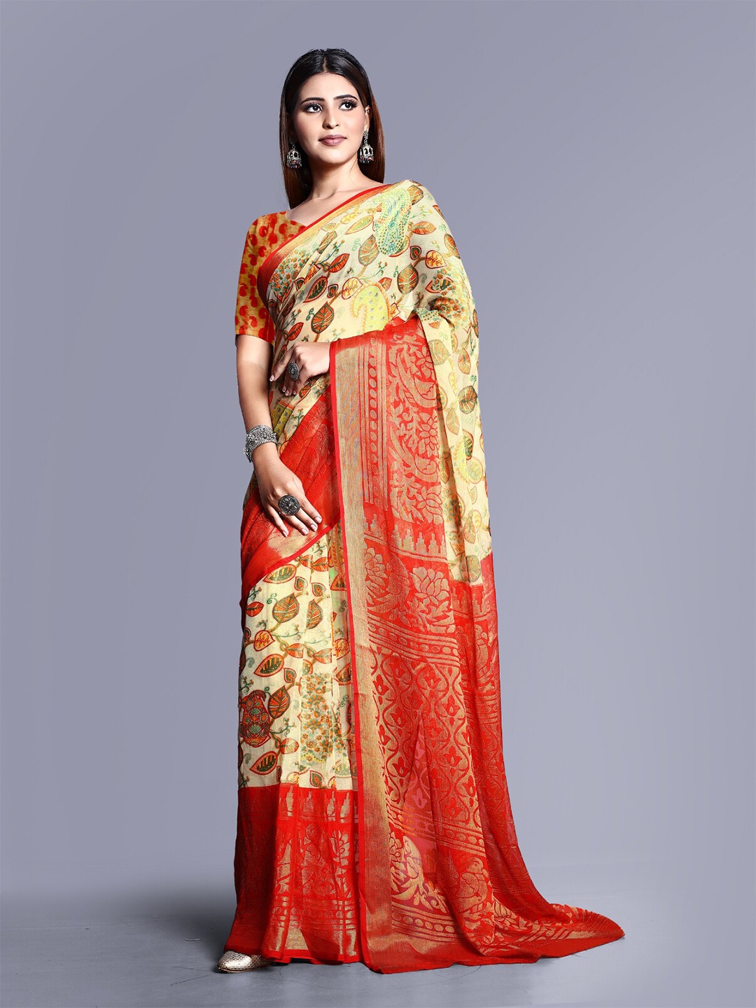 

Sanwariya Silk Ethnic Motifs Woven Design Zari Brasso Saree, Yellow