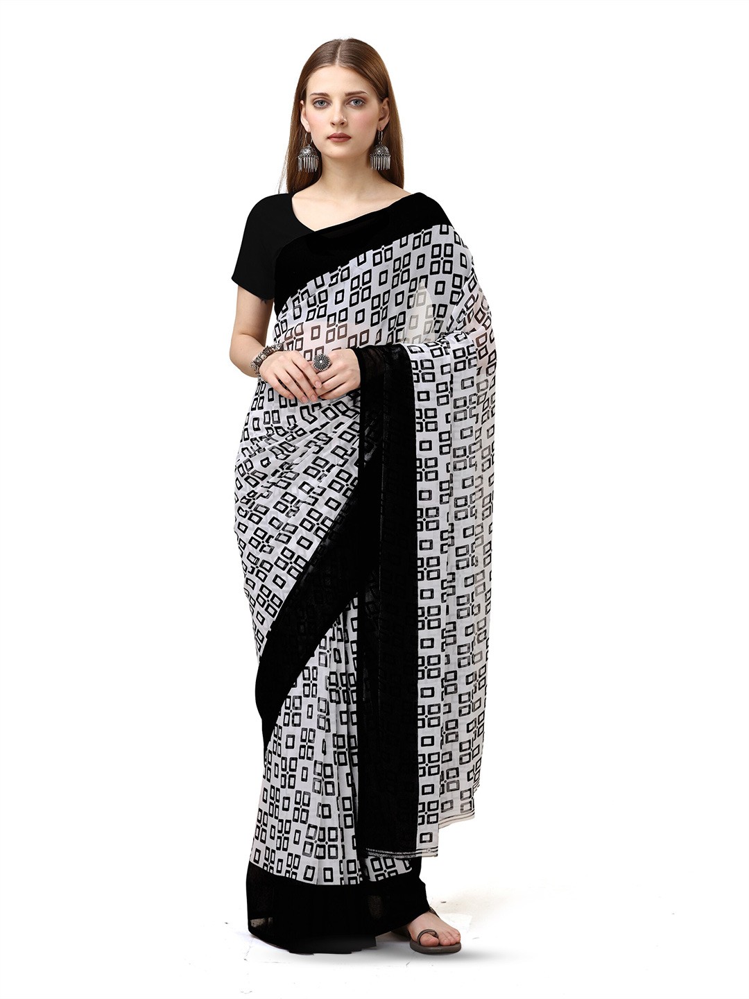 

Sanwariya Silk Geometric Block Print Saree, White