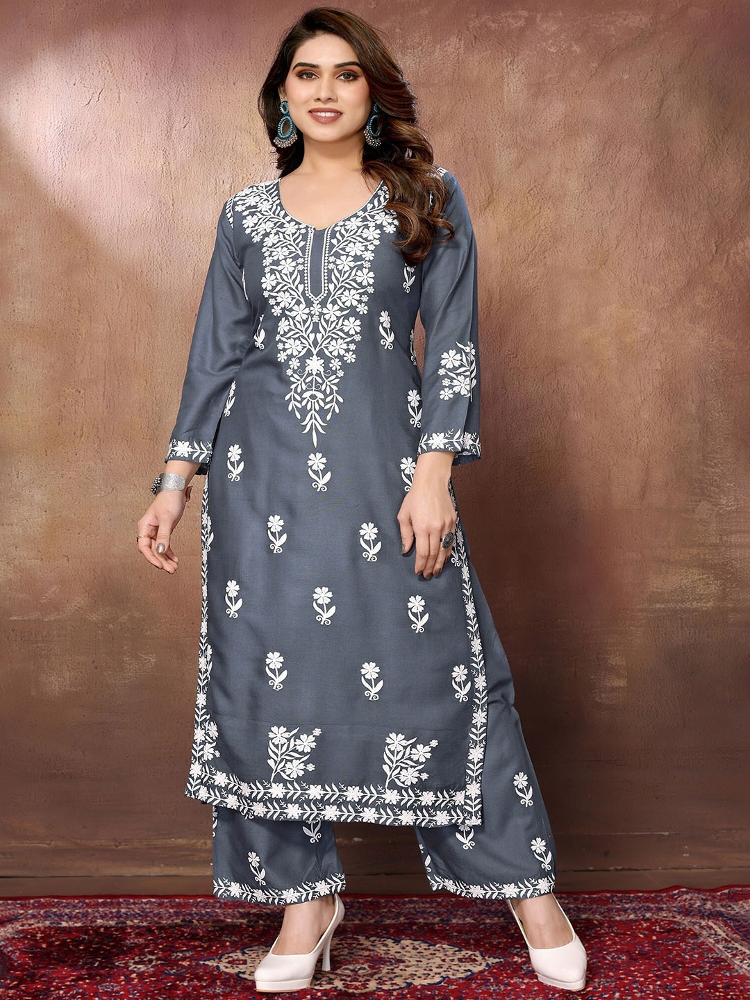 

FABMORA Floral Embroidered Round Neck Three-Quarter Sleeves Chikankari Kurta with Palazzos, Grey