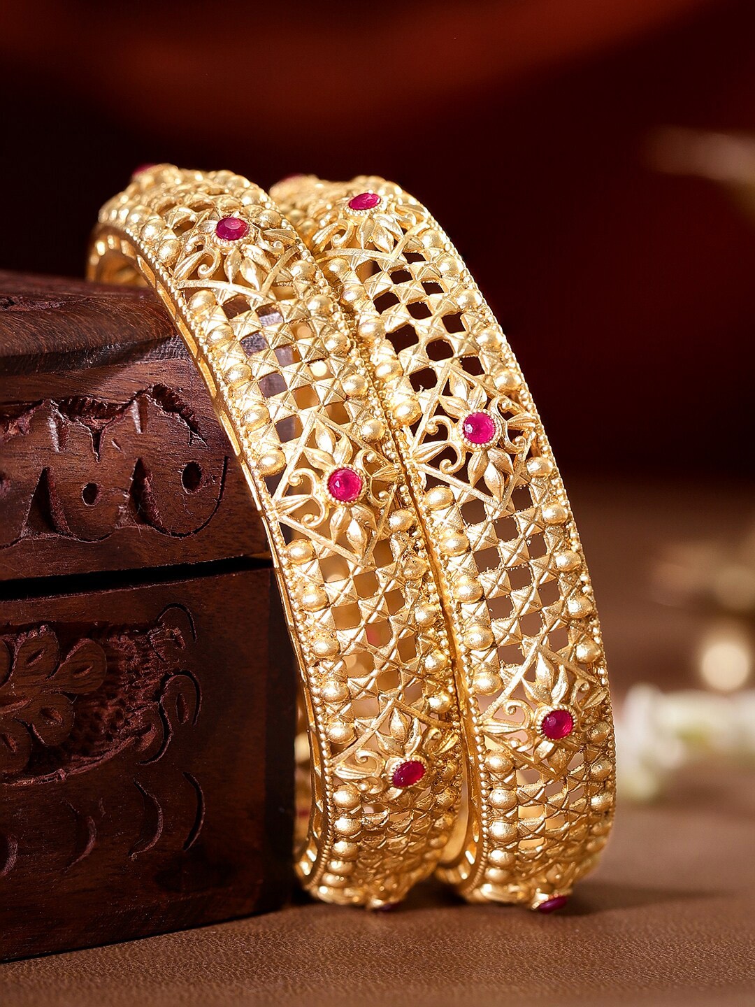 

Rubans Set Of 2 Gold-Plated Stone-Studded Bangles