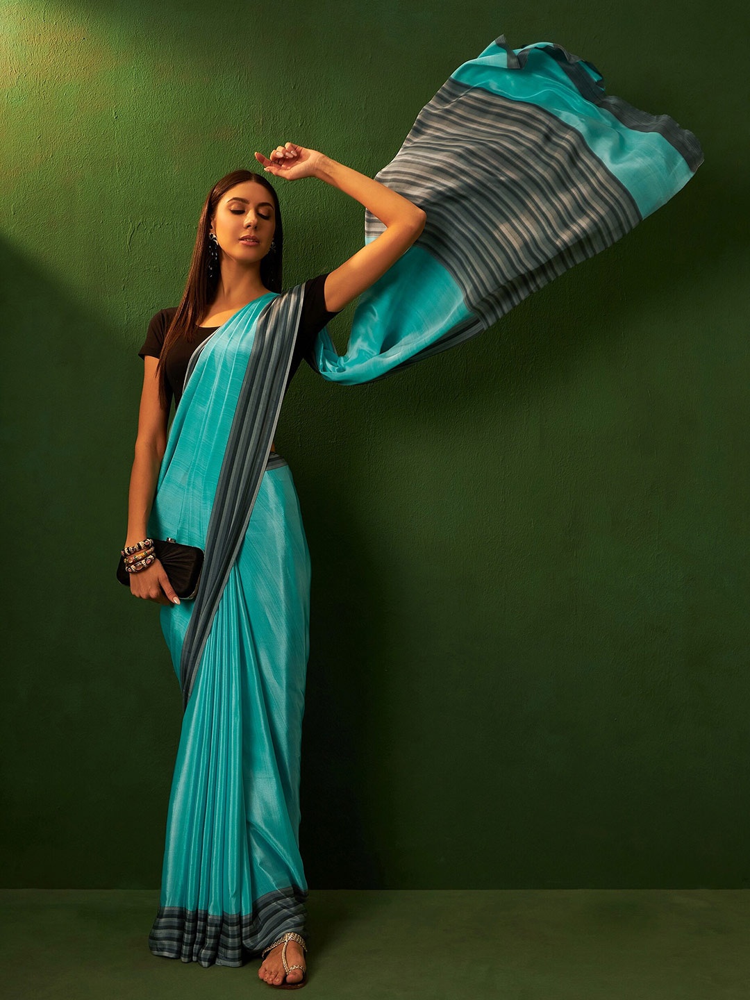 

Sangria Printed Saree With Border, Sea green