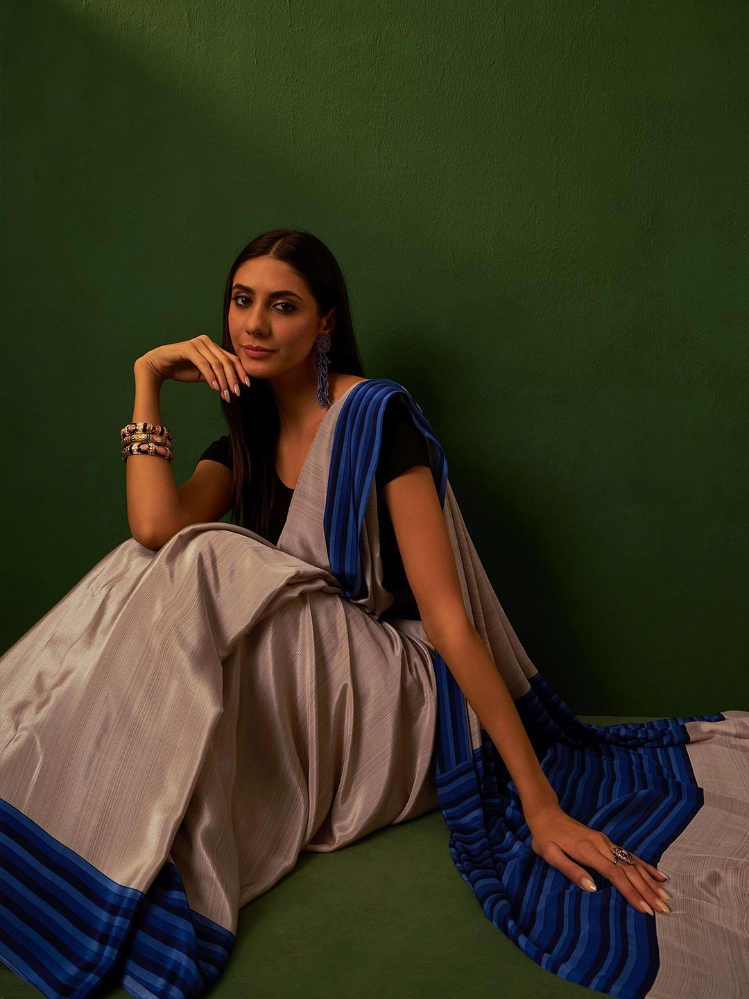 

Sangria Striped Border Saree, Cream