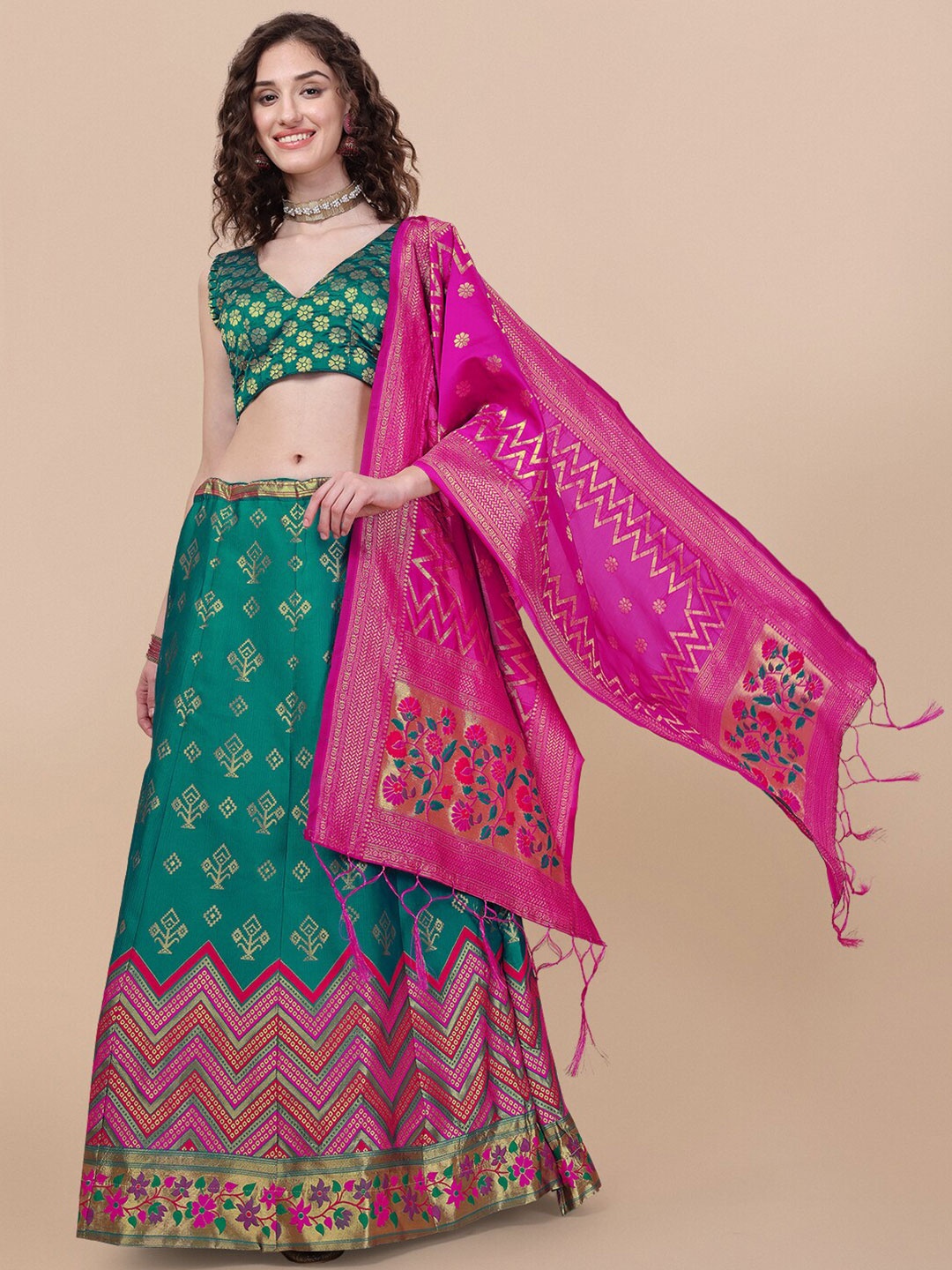 

NIZA FASHION V-Neck Semi-Stitched Lehenga & Unstitched Blouse With Dupatta, Green