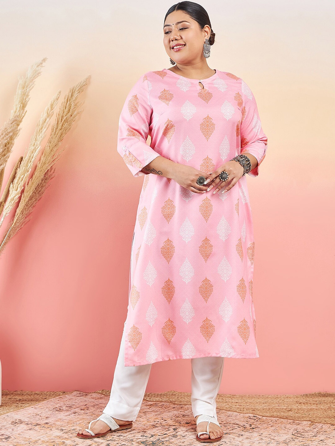 

Sztori Ethnic Motifs Printed Keyhole Neck Straight Kurta With Trouser, Pink