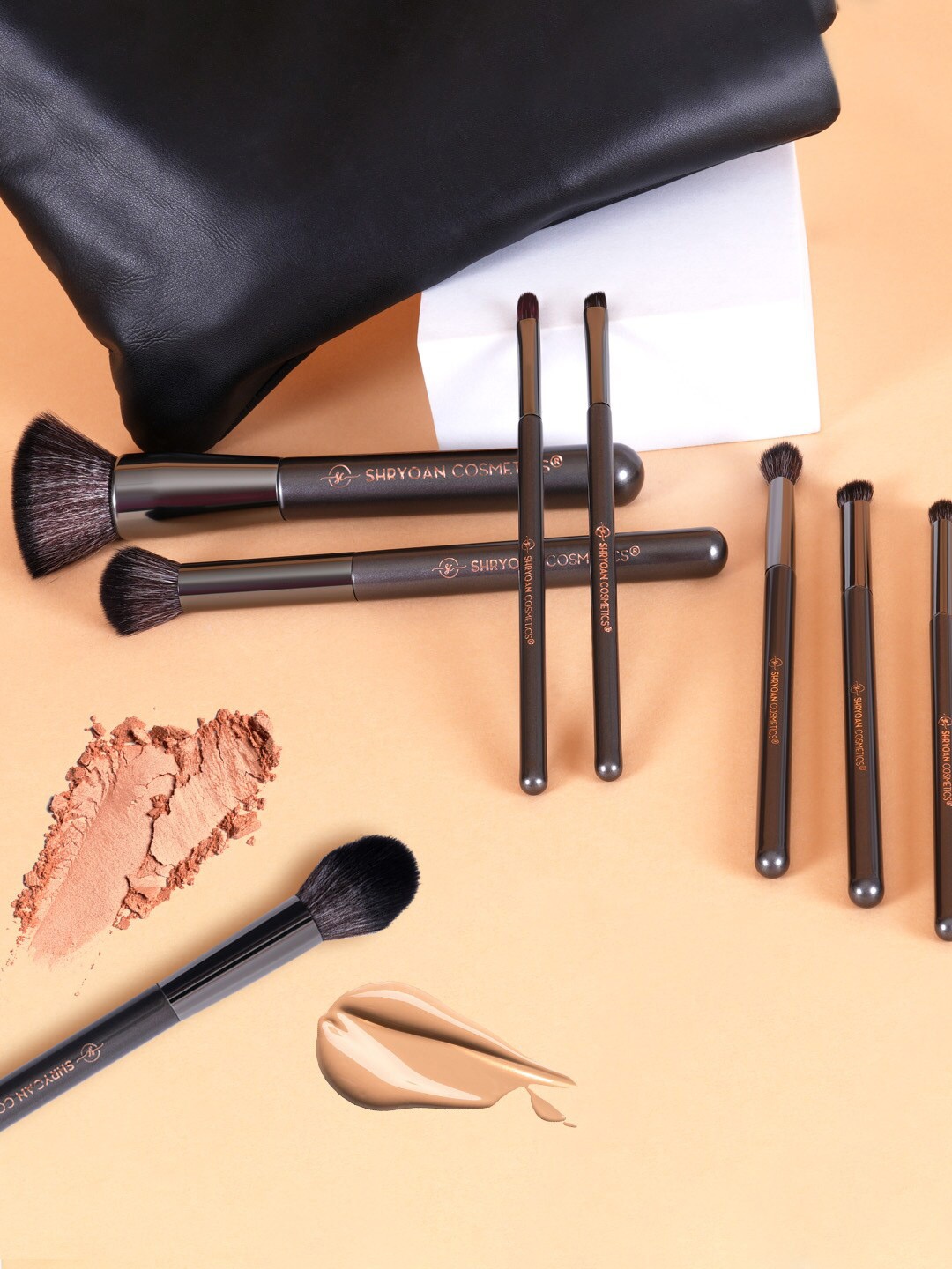 

SHRYOAN Professional Stylish Highlighter Fan Brush with Foundation Brush - Grey