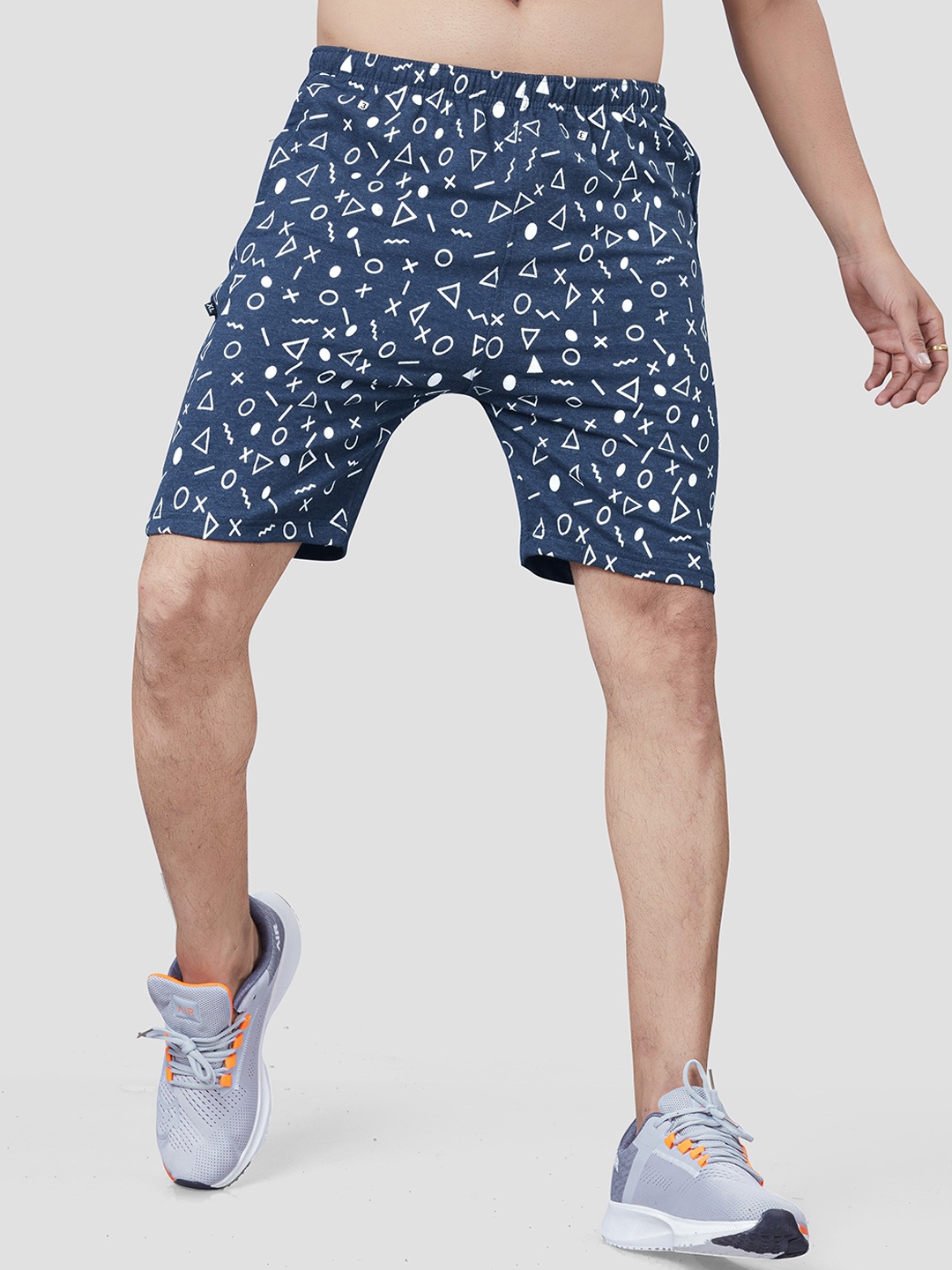 

BAESD Men Conversational Printed Mid-Rise Cotton Shorts, Navy blue