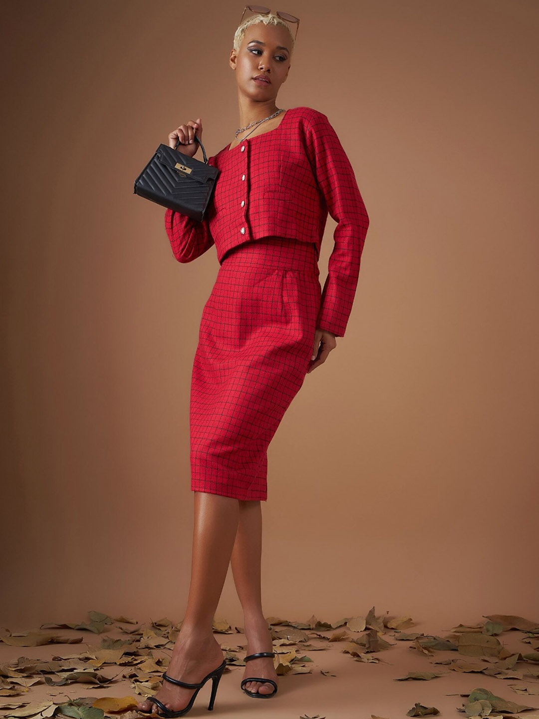 

SASSAFRAS Red Checked Top With Skirt