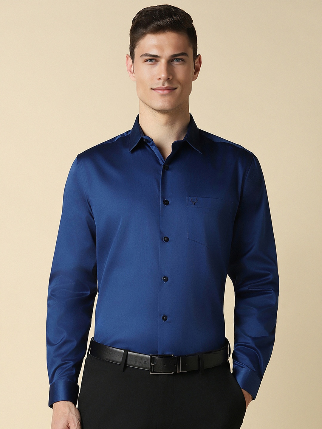 

Allen Solly Men Slim Fit Opaque Formal Shirt, Blue
