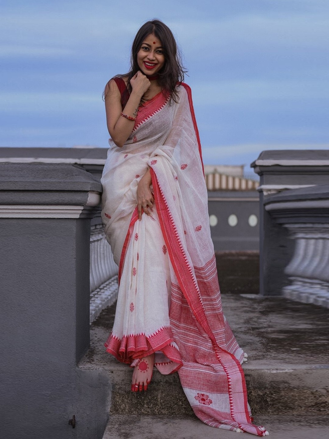 

GLORYANCE Ethnic Motifs Woven Design Jacquard Banarasi Saree, White