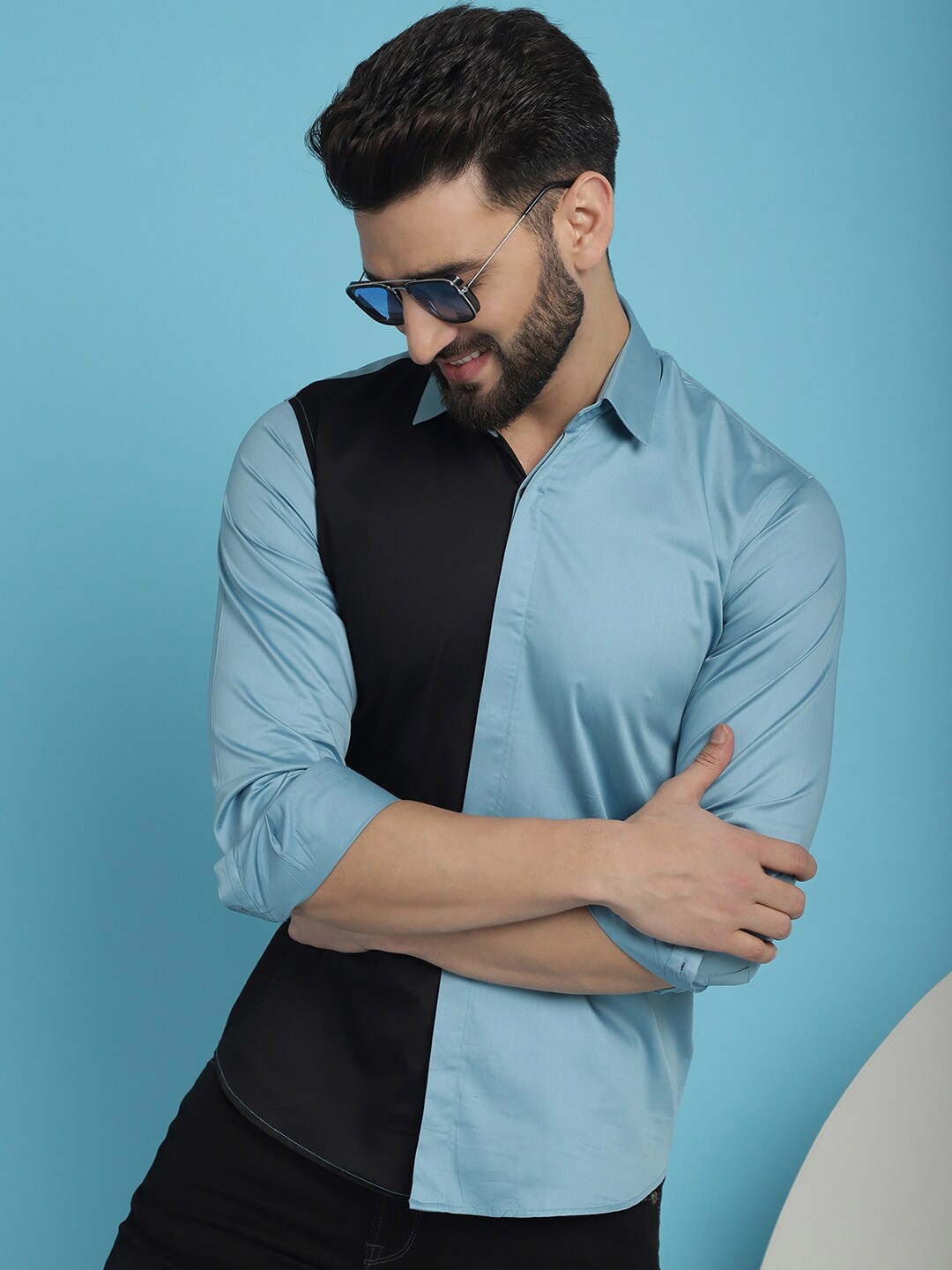 

Indian Needle Colourblocked Spread Collar Classic Casual Shirt, Turquoise blue