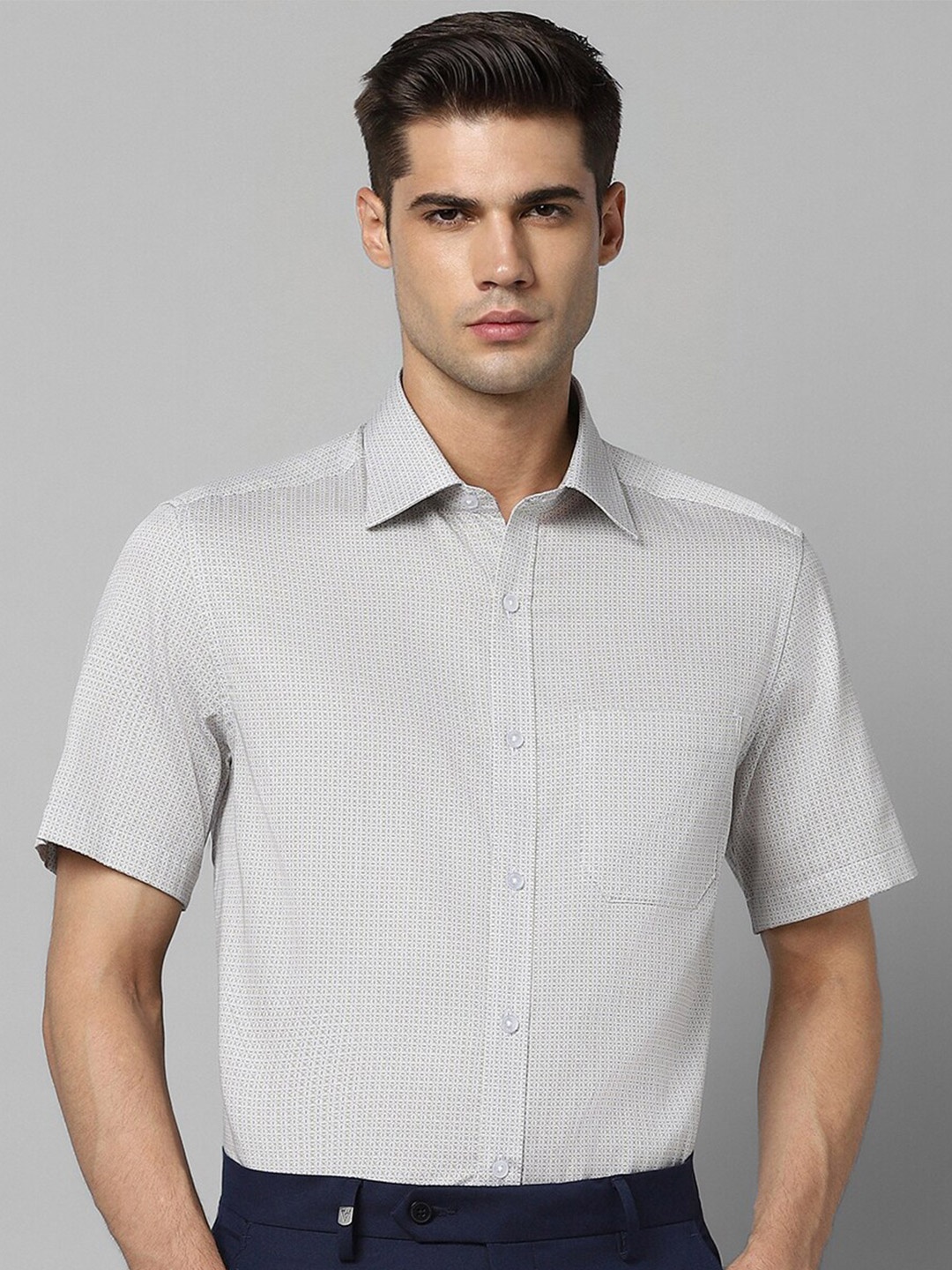 

Louis Philippe Classic Micro Ditsy Printed Spread Collar Short Sleeves Cotton Formal Shirt, Grey