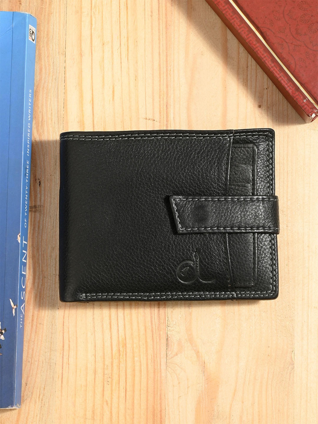 

CLOG LONDON Men Rfid Leather Two Fold Wallet, Black