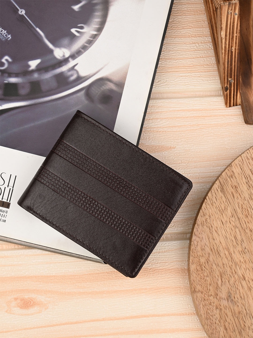 

CLOG LONDON Men Textured Leather Two Fold Wallet, Brown