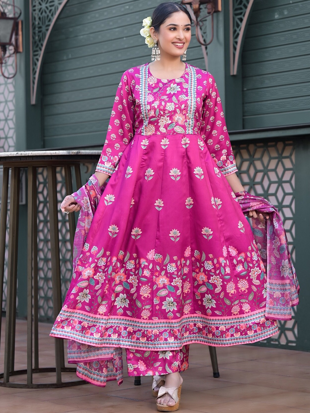 

The Kapas Floral Printed Flared Sequinned Anarkali Kurti With Trousers & Dupatta, Pink