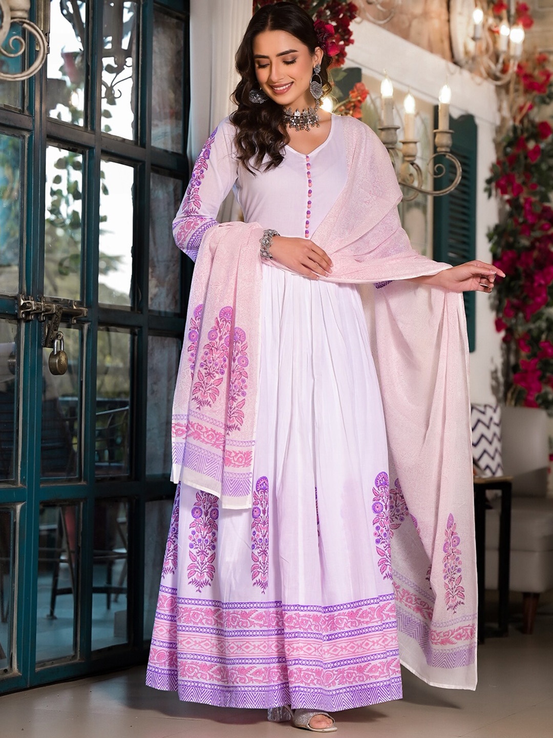 

The Kapas Ethnic Motifs Printed Flared Pure Cotton Anarkali Kurta With Churidar & Dupatta, White