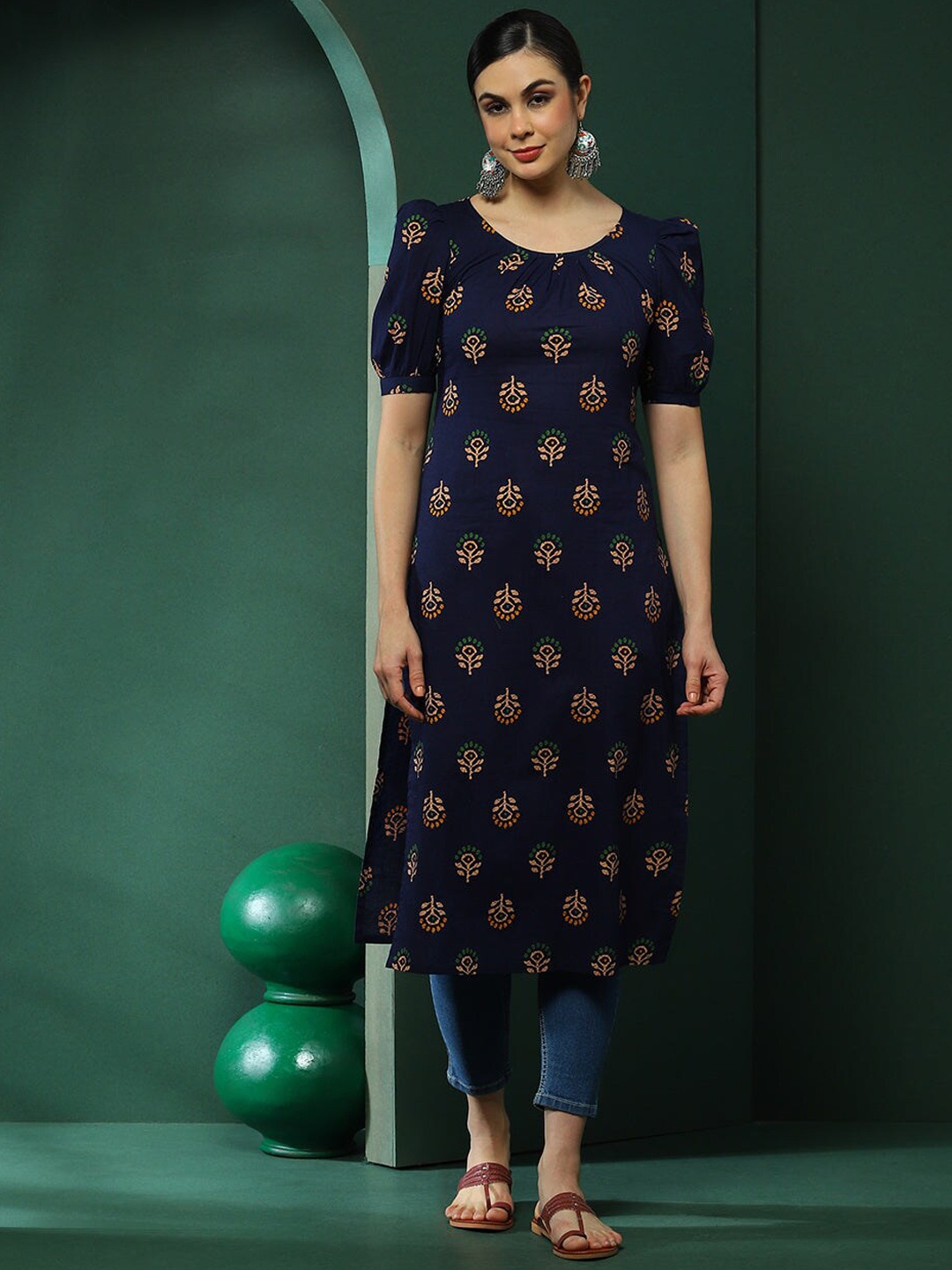 

AKS Floral Printed Puff Sleeves Cotton Straight Kurta, Navy blue