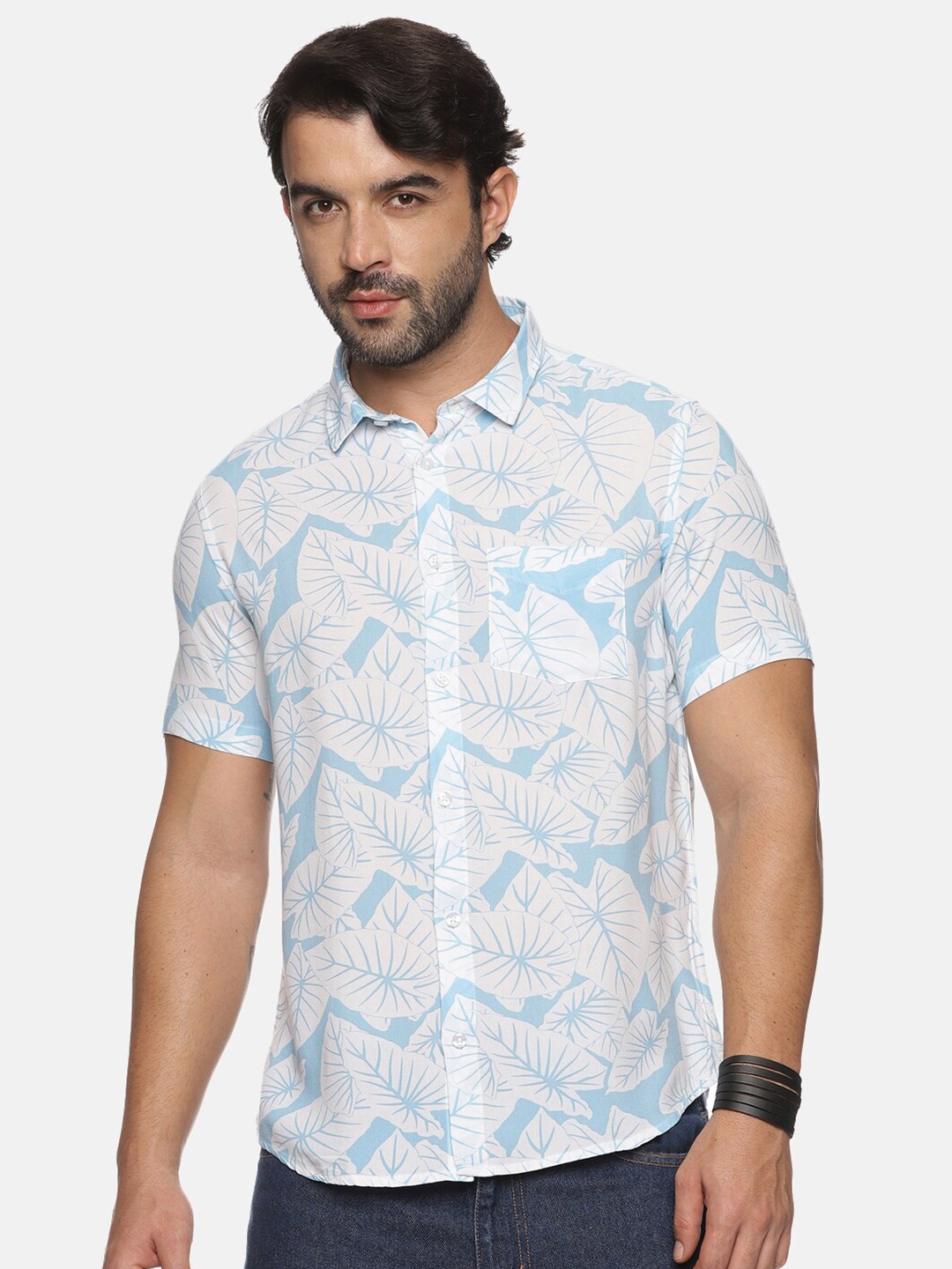

Tusok Floral Printed Smart Spread Collar Curved Casual Shirt, Blue