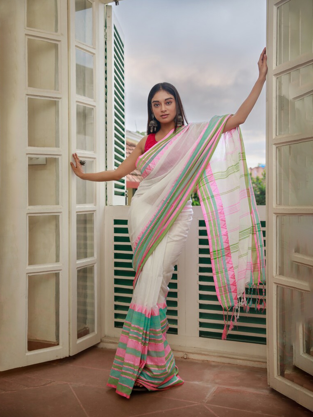 

RODDUR Pure Cotton Saree, White