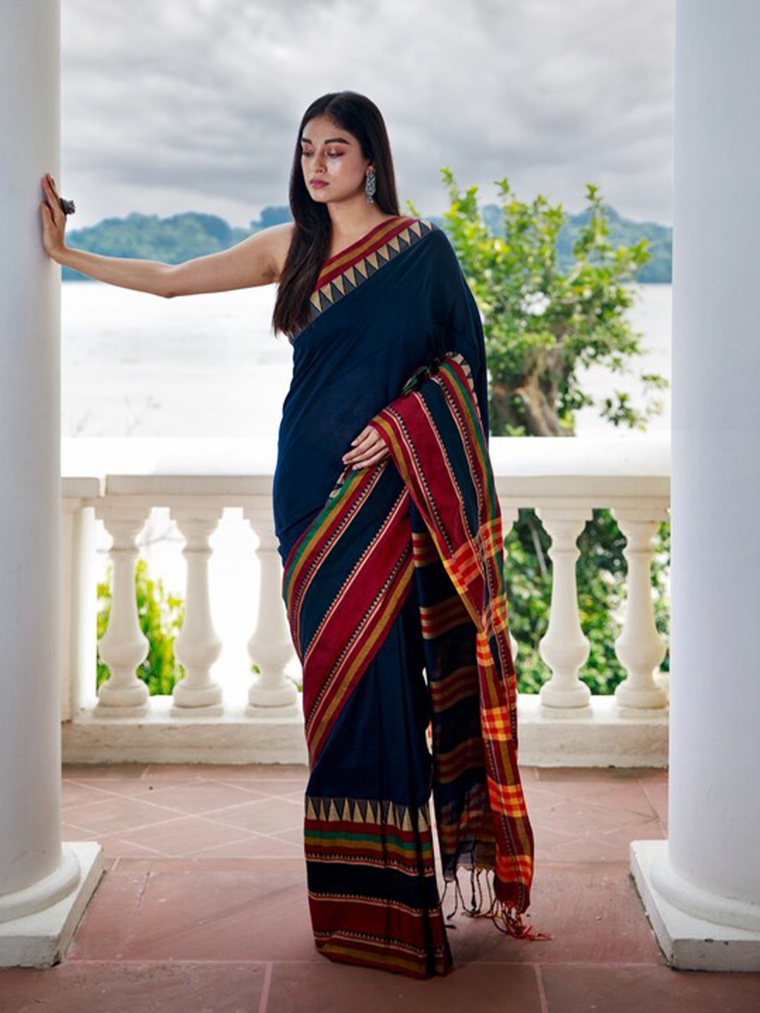 

RODDUR Pure Cotton Saree, Navy blue