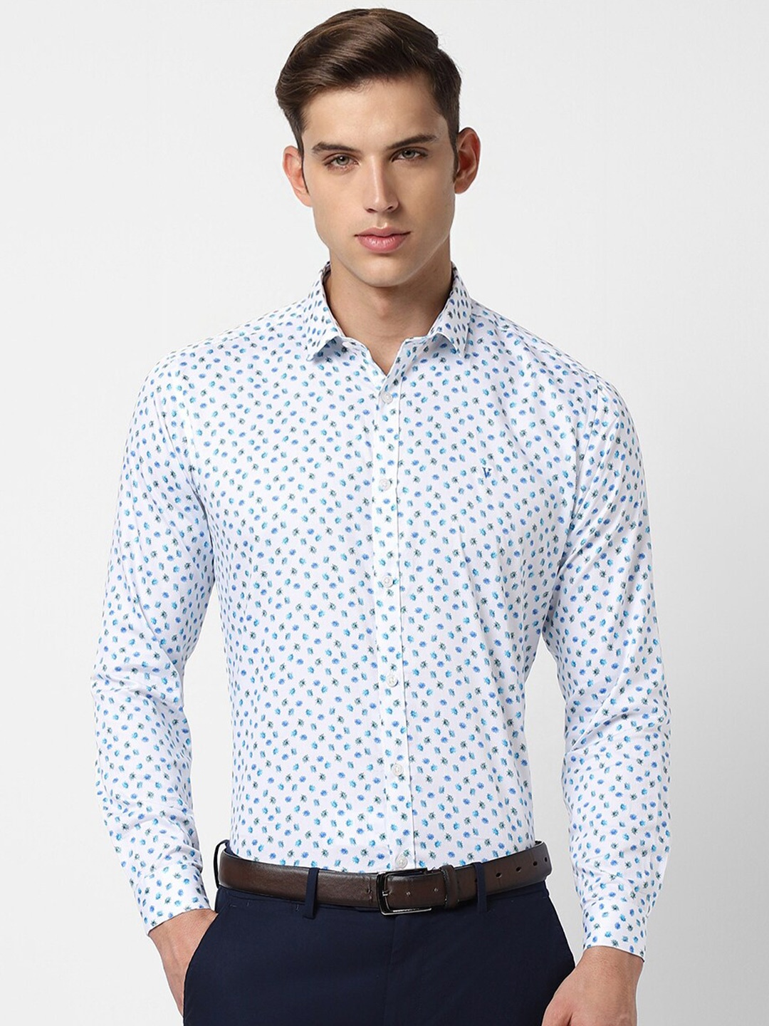 

V Dot Abstract Printed Cotton Curved Slim Fit Formal Shirt, White