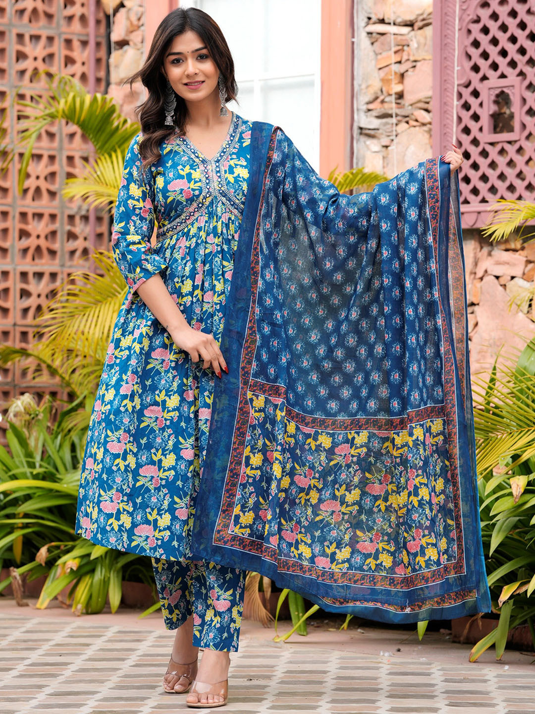 

AVYCO Floral Printed Empire Pure Cotton Kurta with Trousers & Dupatta, Blue