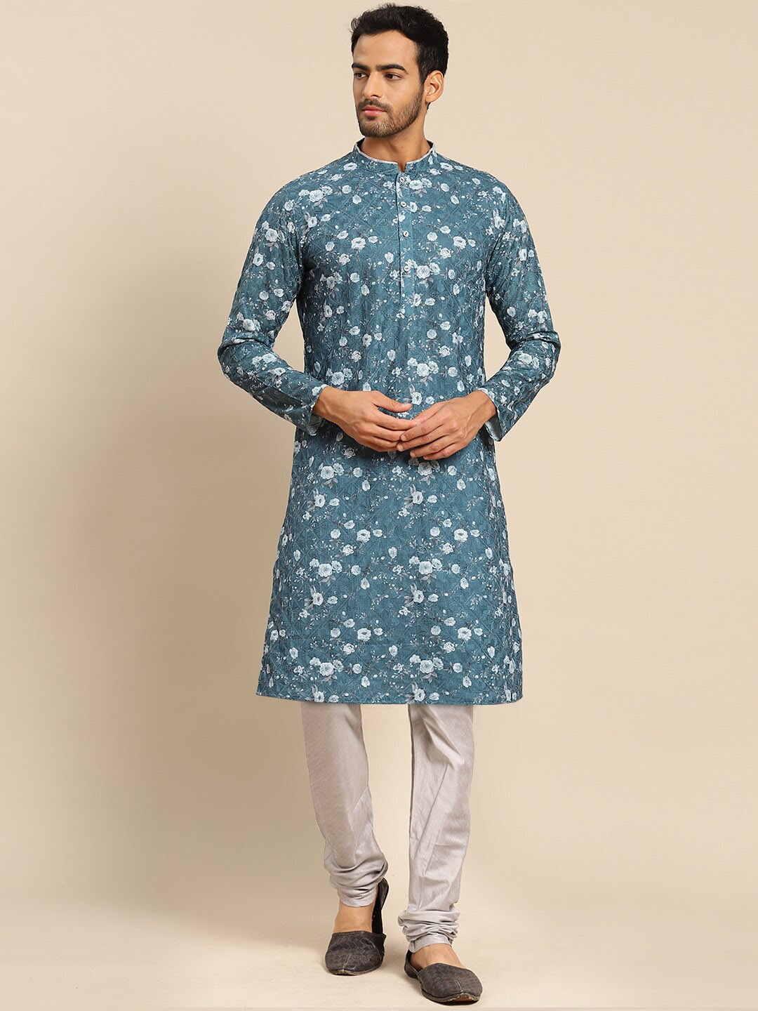 

KISAH Men Printed Textured Regular Fit Thread Work Kurta Churidar Set, Blue