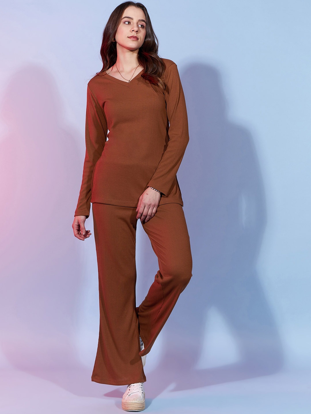 

DressBerry Brown Ribbed V-Neck Long Sleeves Top With Trouser