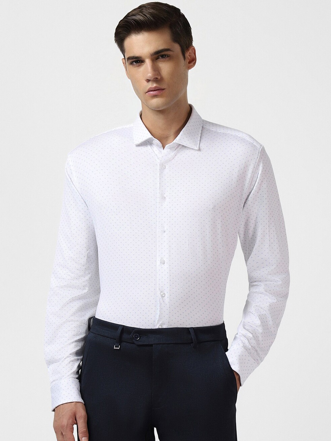

Van Heusen Slim Fit Micro Ditsy Printed Long Sleeves Formal Shirt, White